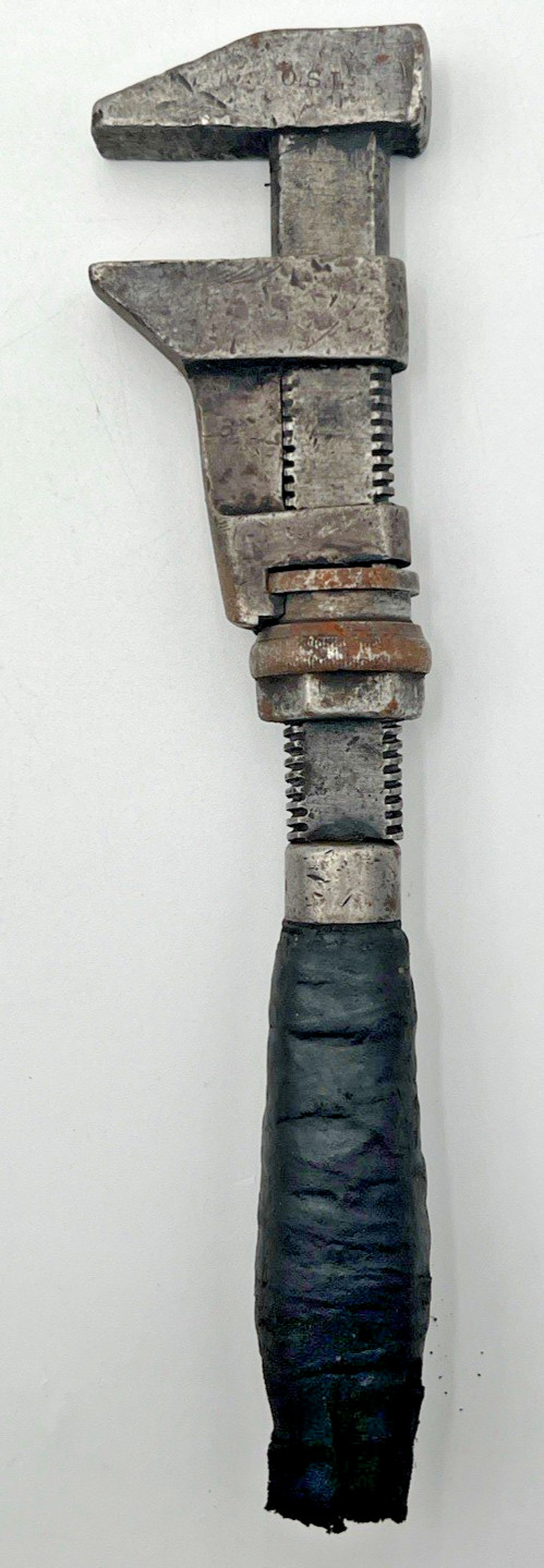 BEMIS & CALL H & T. CO. MONKEY WRENCH 12″ ADJUSTABLE WORN HANDLE
