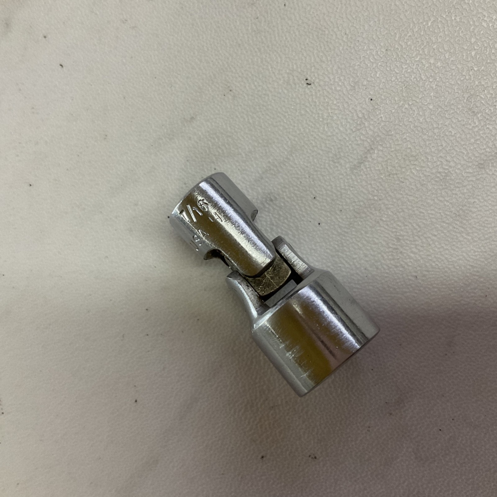 Snap-on TMU141 7/16″ Universal Swivel Socket 1/4″ Drive 12-Point USA SHIPS FREE