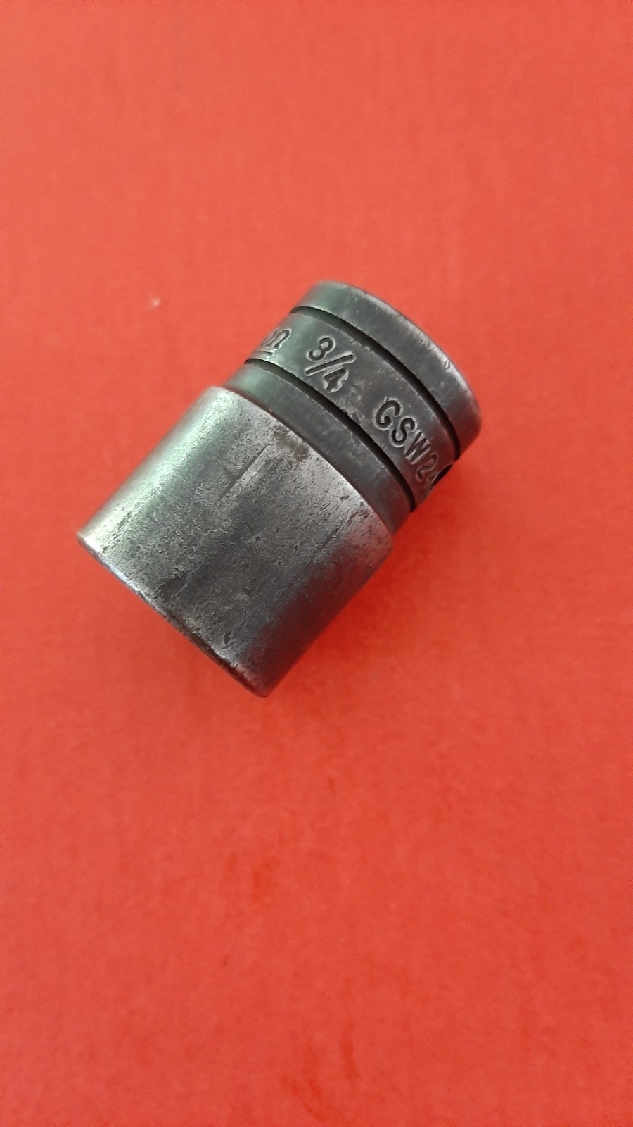 Snap-on GSW240 3/4″ 1/2″ Drive 12pt Point Black Industrial Finish Socket