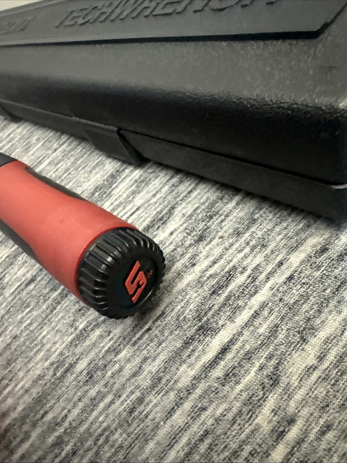 Snap-on TECH1FR240 1/4″ Drive Flex-Head Techwrench Torque Wrench 240 IN-LB