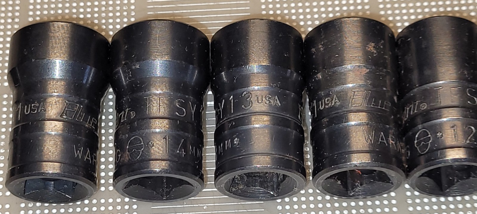 TFSY 13 pc 3/8″ Drive Metric / SAE Shallow Twist Impact Socket Set Blue-Point