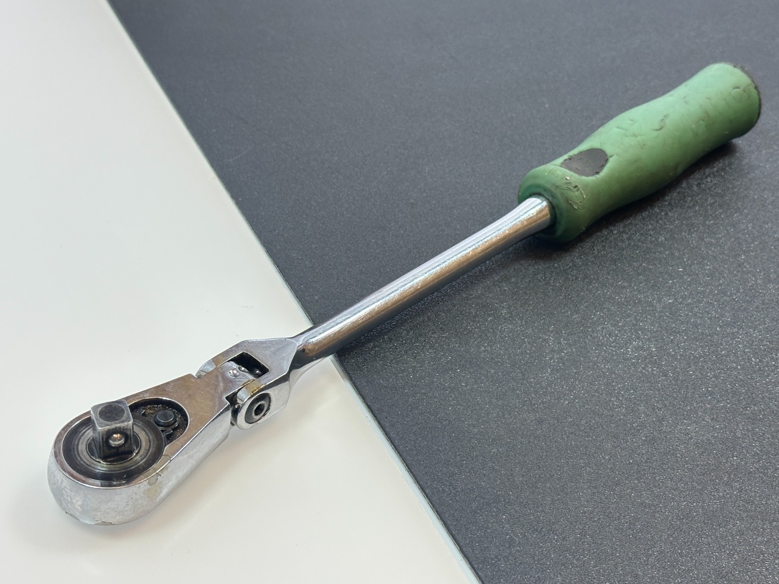 🇺🇸 Cornwell Tools USA JRF36HAB 3/8″ Drive GREEN Soft Grip FLEX HEAD Ratchet