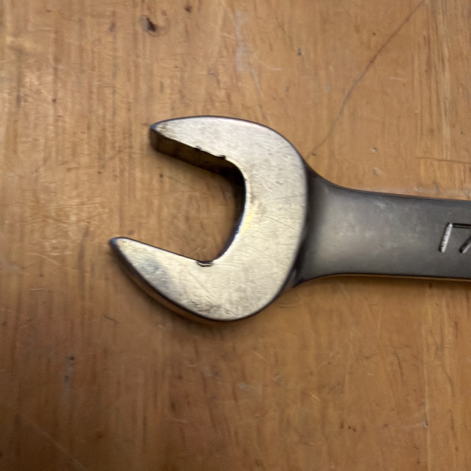 Snap On Tools USA Metric OEXM170B 17mm Chrome Combination Wrench, 12 Point Used