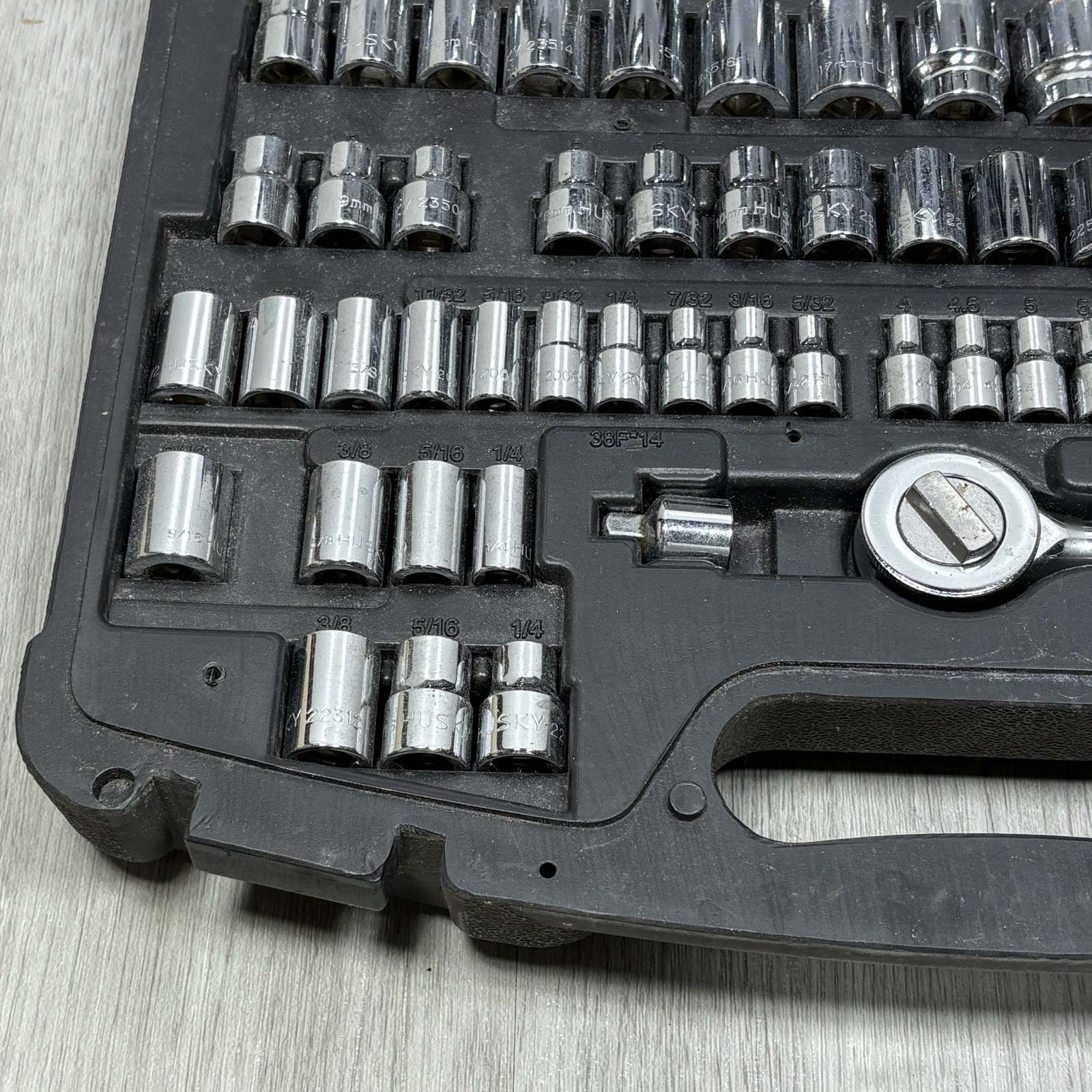 Large Huskey Socket Set Missing one adapter otherwise Complete Good Shape