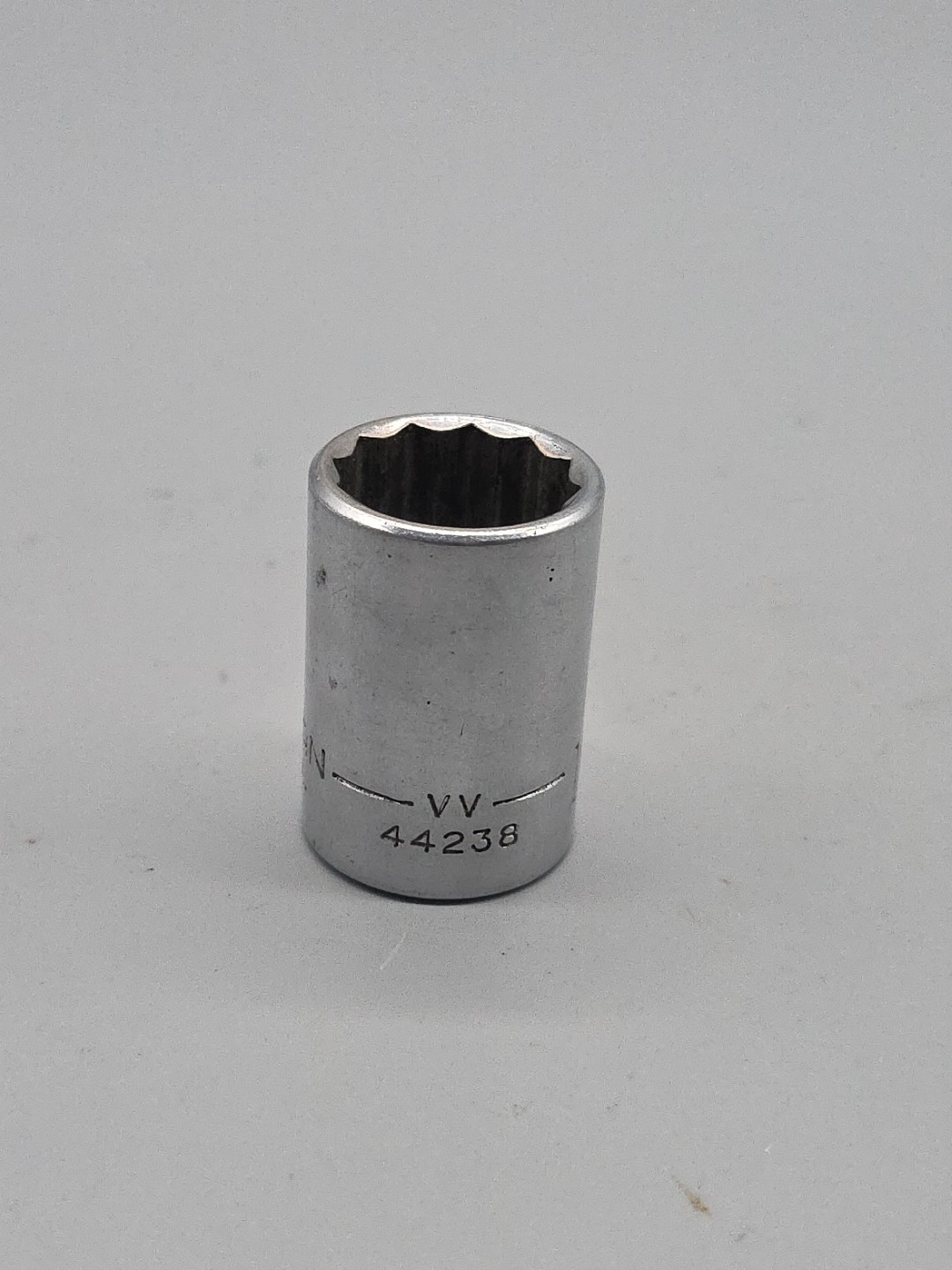 Craftsman Tools 19mm Socket 12 Point 1/2″ Drive VV 44238 USA