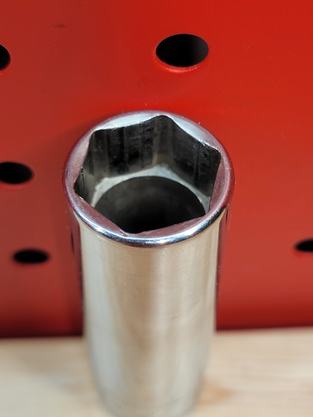 Snap-on Tools SFSM17 3/8″ Drive 17mm Metric 6-Point Deep Chrome Socket