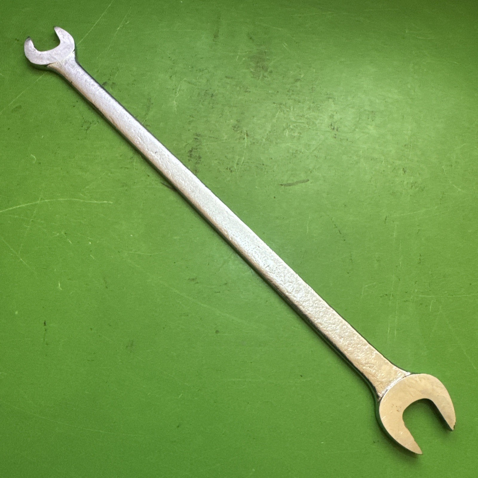 Snap-On USA SAE 7/16″ x 1/2″ Tappet Slimline Low Torque Open End Wrench LTA1416