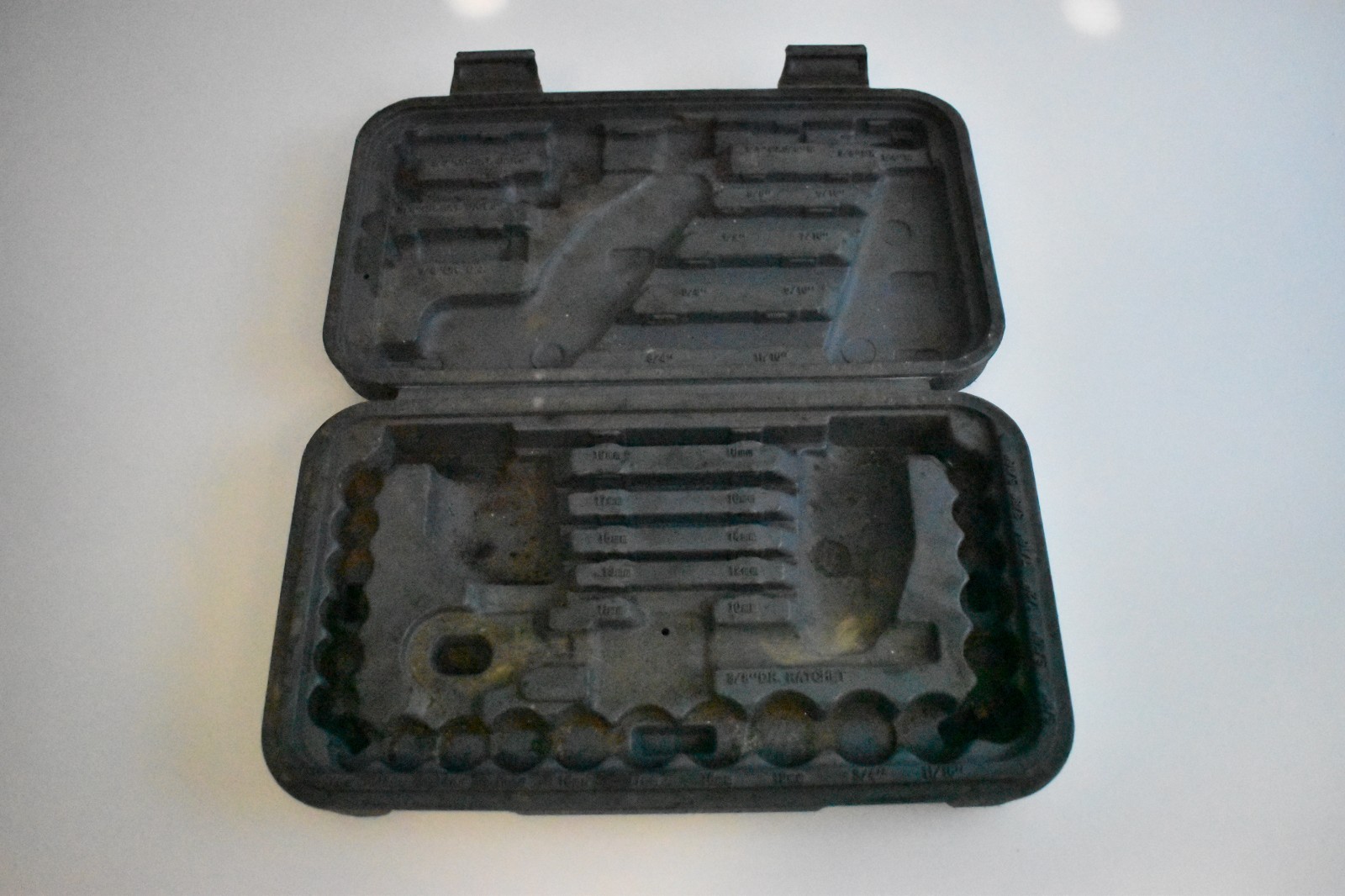 Blue-Point Tools BLPGSS3837 General Service Set 3/8″ Drive CASE REPLACEMENT ONLY