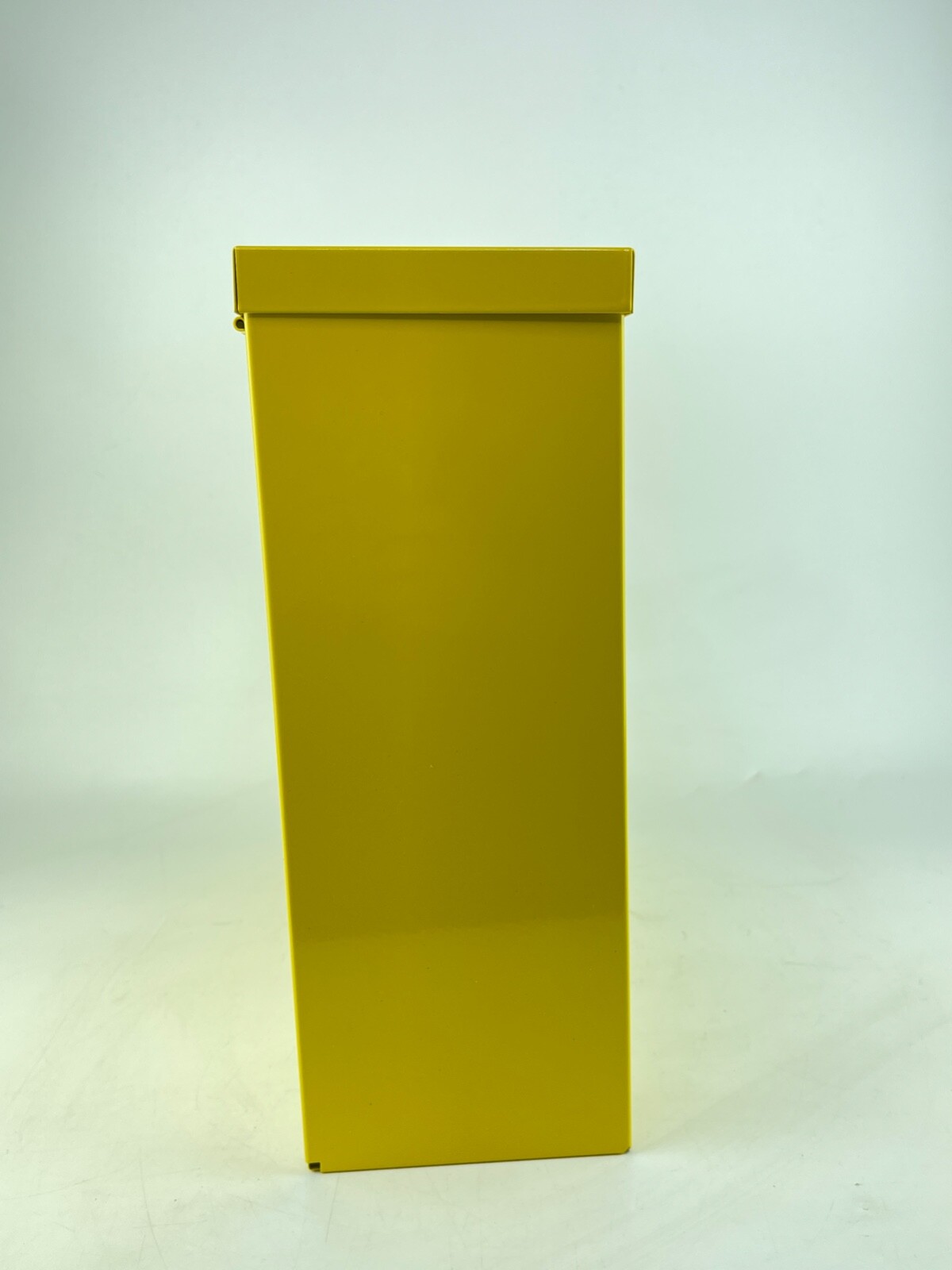 Safeway Site Refrigerant Information MSDS Wall Mount Cabinet, Yellow