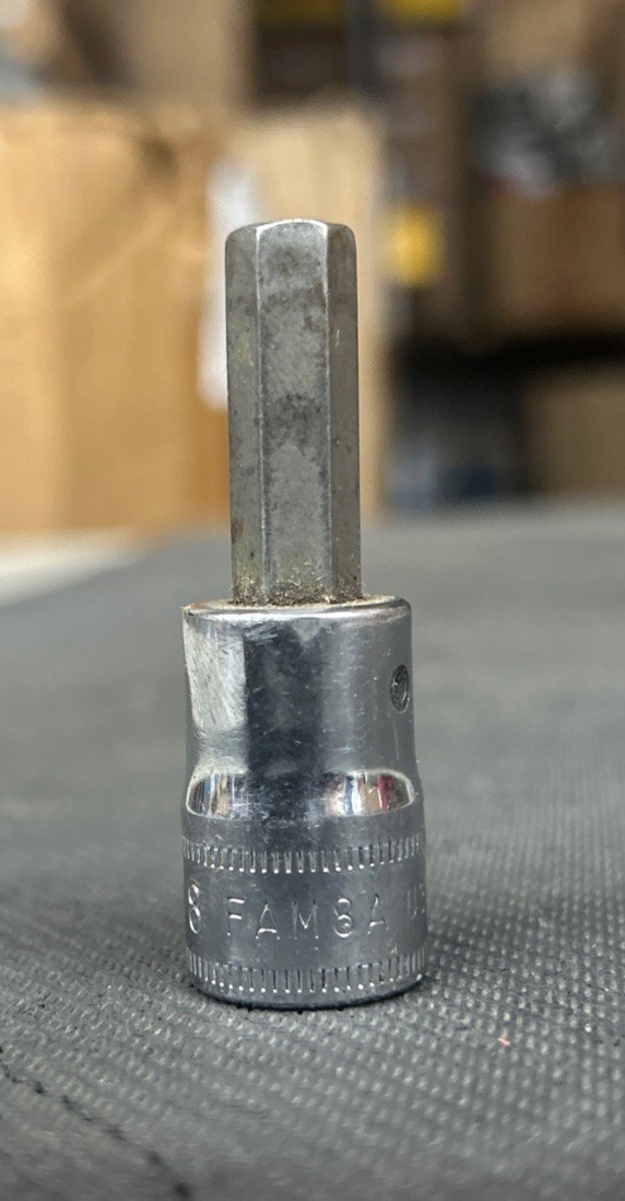 Snap On 3/8″ Drive Metric 8mm Standard Hex Bit Socket Driver FAM8A