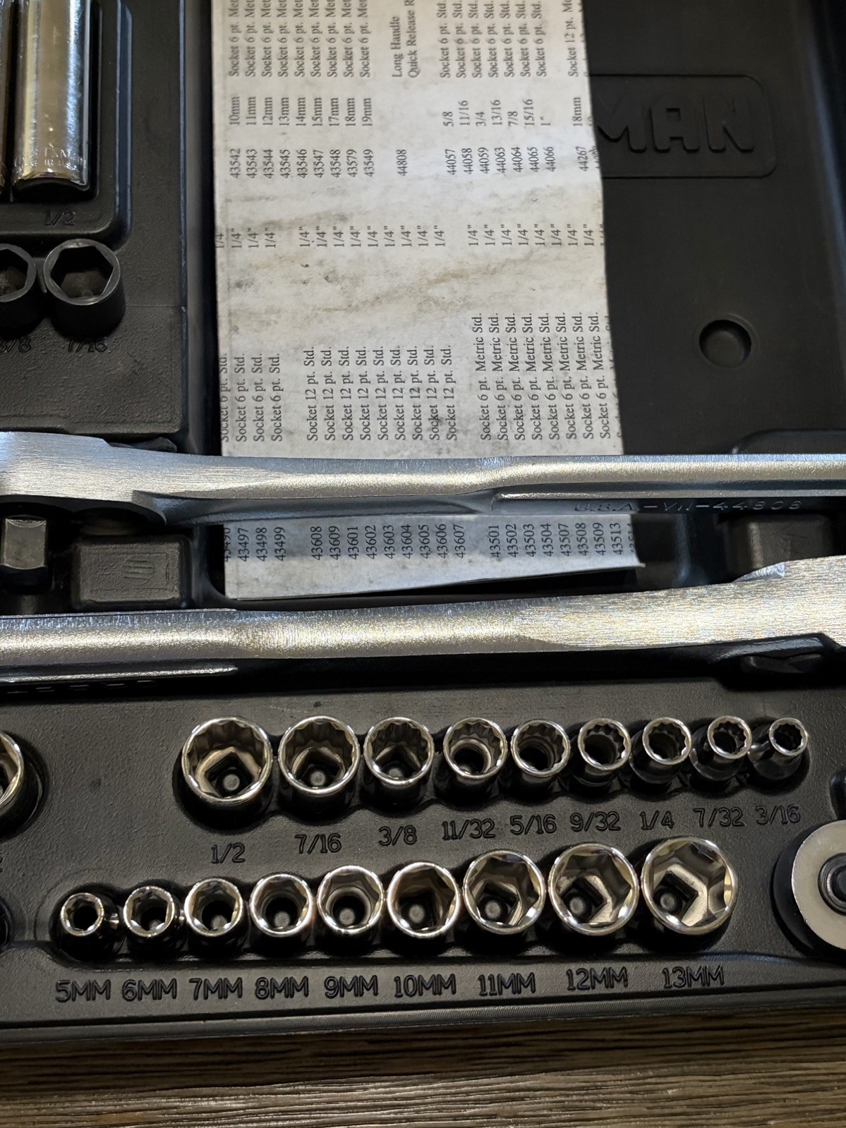 Craftsman 76 pc Mechanic Socket Ratchet Tool Metric Inch Set Case 33576 USA Made