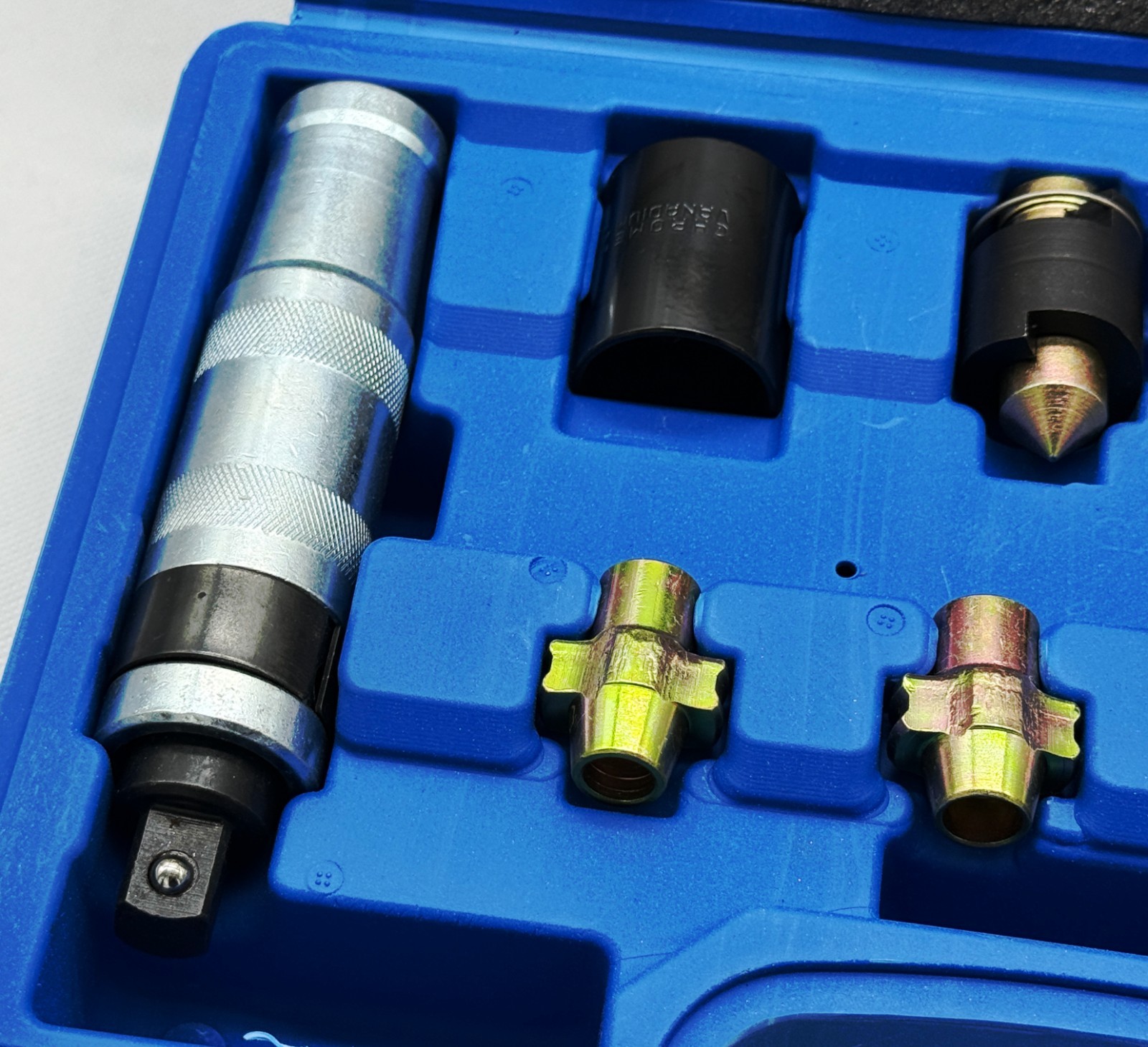 Master Locking Wheel Nut Removal Tools Set Dismantle Dead Lug Nuts W/ CASE