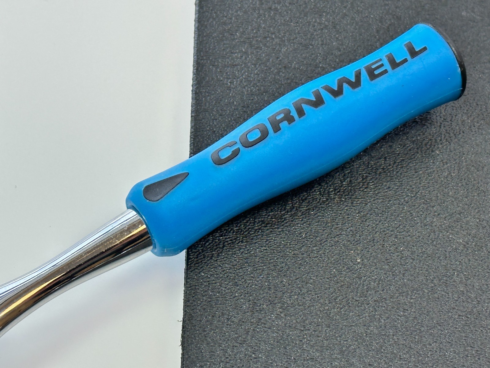 NEW Cornwell Tools USA TR72HB 1/4” Drive 72 Tooth BLUE Soft Grip Ratchet