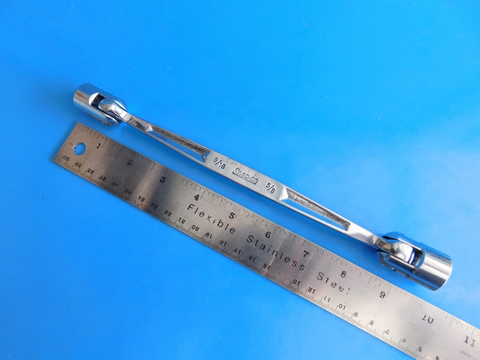 USED, SNAP ON ( 9/16 IN. X 5/8 IN.) FLEX SOCKET WRENCH ,PART # FH1820C