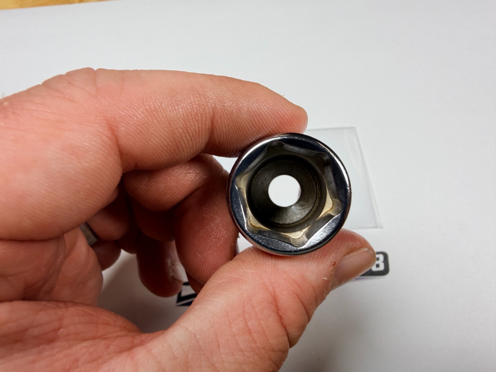 Snap-On Tools USA NEW 3/8″ Drive 18mm Metric 6pt Semi-Deep Chrome Socket FSMS18