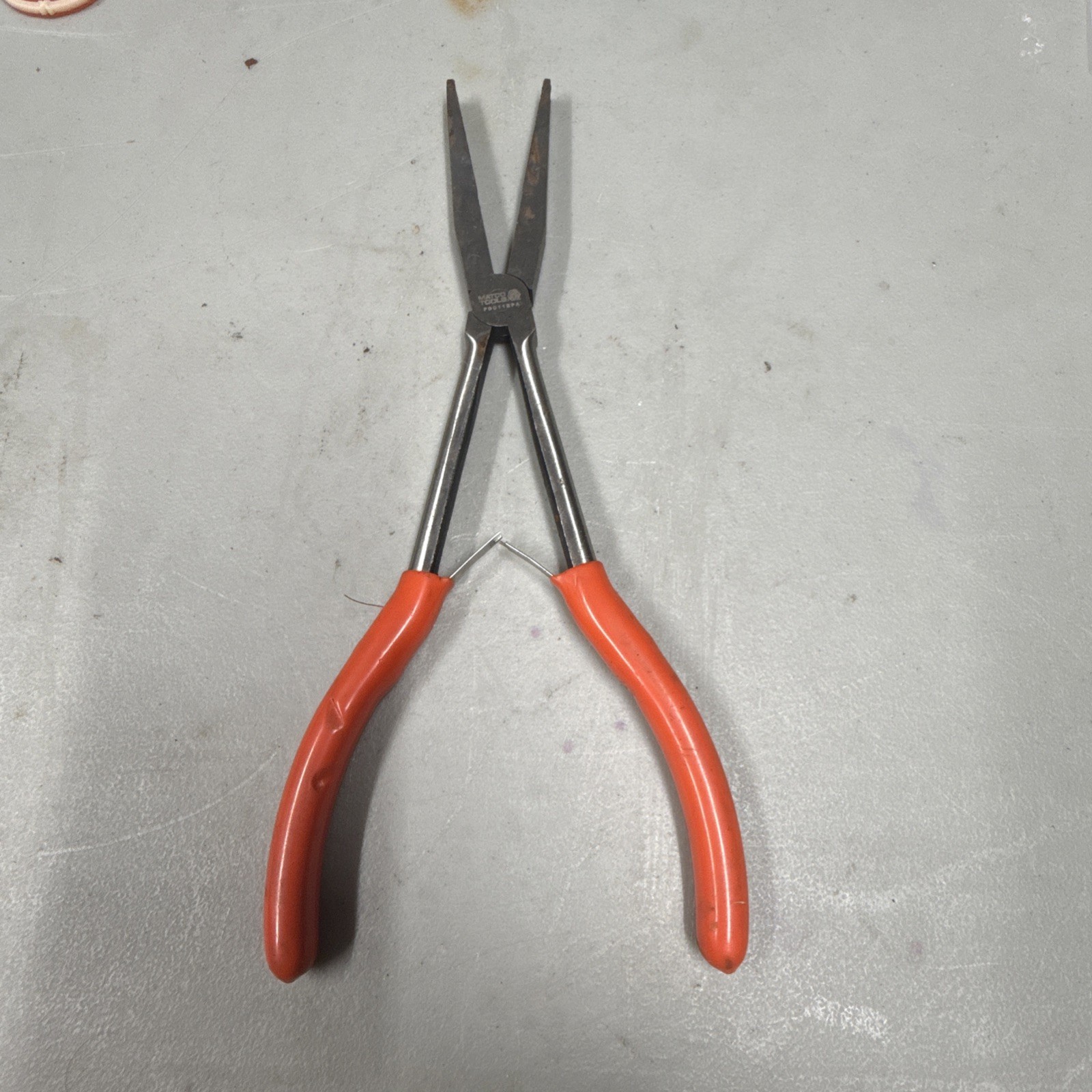 Matco Tools PD011BPA- 11″ Long Orange Handle Spring Loaded Duck Bill Pliers Nice