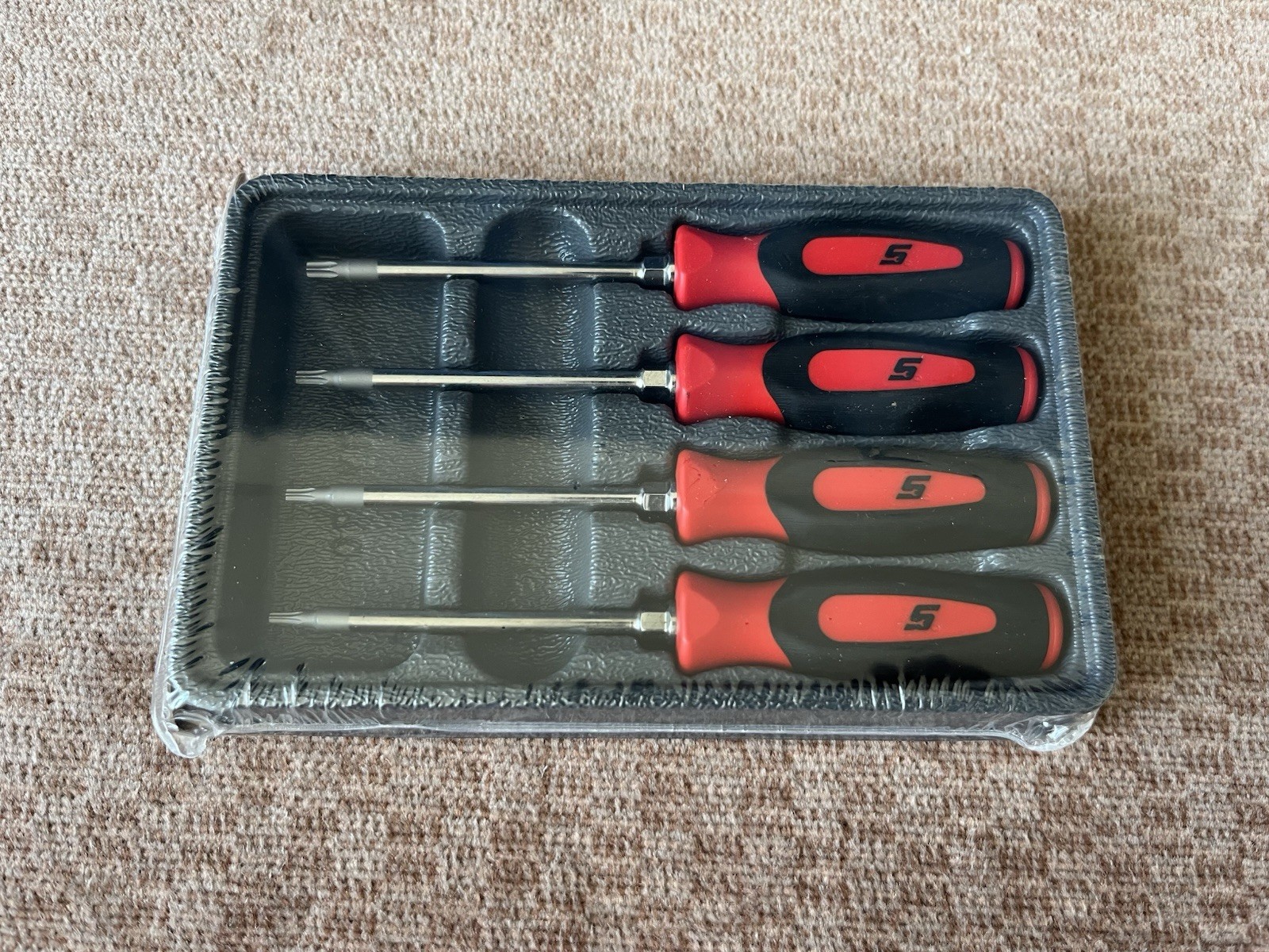 New snap On Torx Screwdriver Set Mini Tip In Classic Red With Tool Tidy Tray