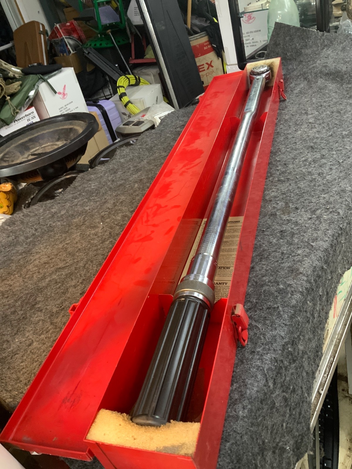 KD Tools 2953 3/4″ Drive 41″ Micrometer 100-600 Ft/Lbs Torque Wrench w/ Case