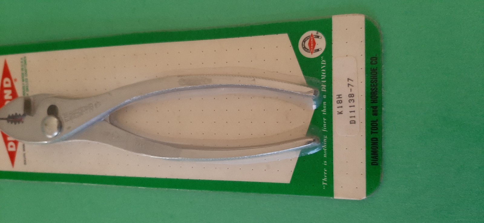 NOS Diamond Horseshoe Duluth USA 8″ K18 K18H Slip Joint Pliers New on card 5J