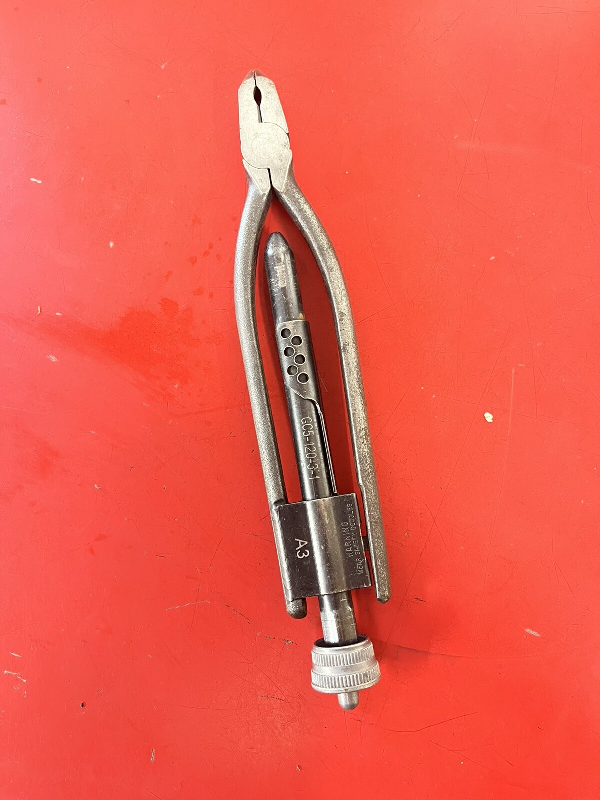 BLUE POINT WIRE TWISTER, fence pliers PR311