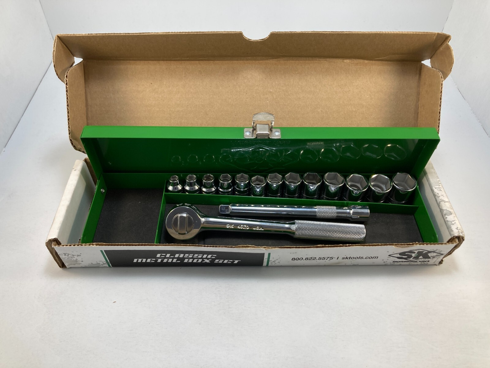 SK Tools 94516 3/8″ 15pc Metric Chrome 6 Point Socket Set Metal Case USA Made