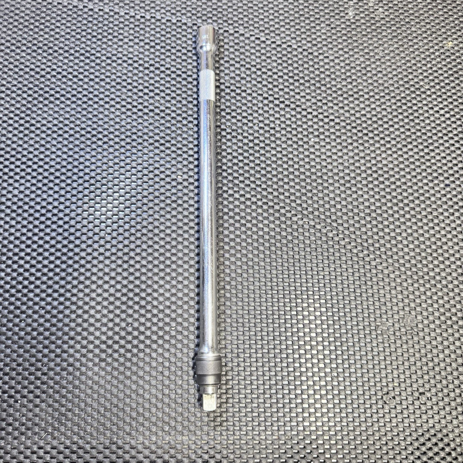 Matco Tools 12″ Locking Socket Extension 3/8″ Drive Knurled BX12KLA USA