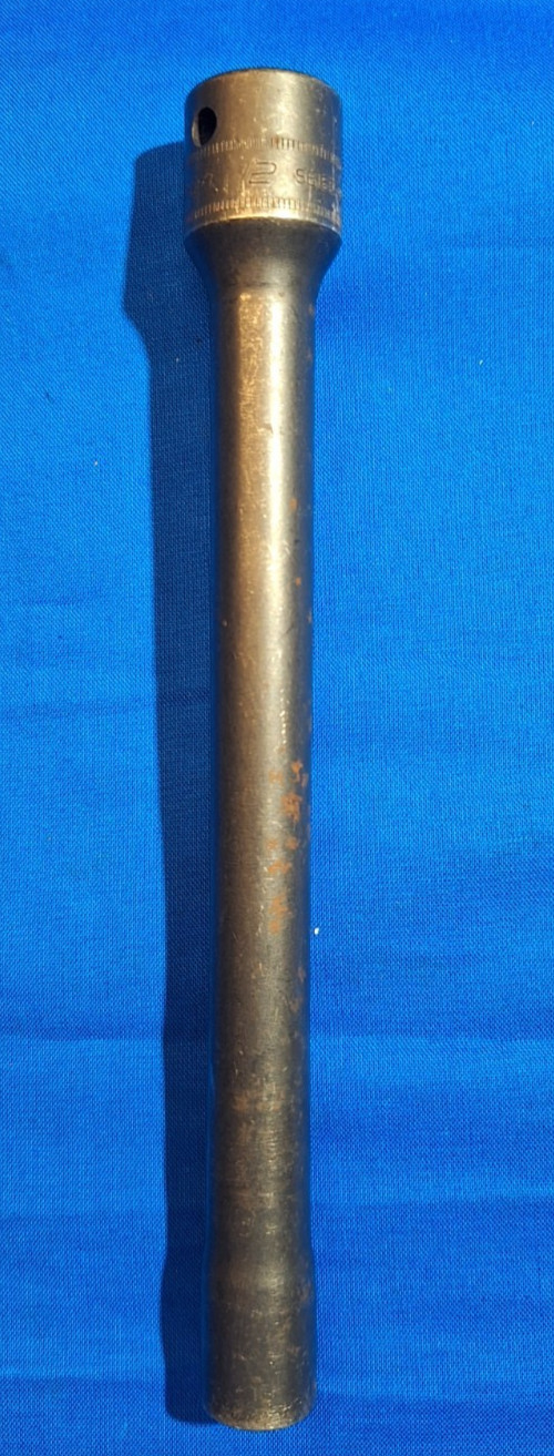 Snap-On 1/2″ Drive 12-Point Metric 12 mm Extra-Long Head Bolt Socket S6160