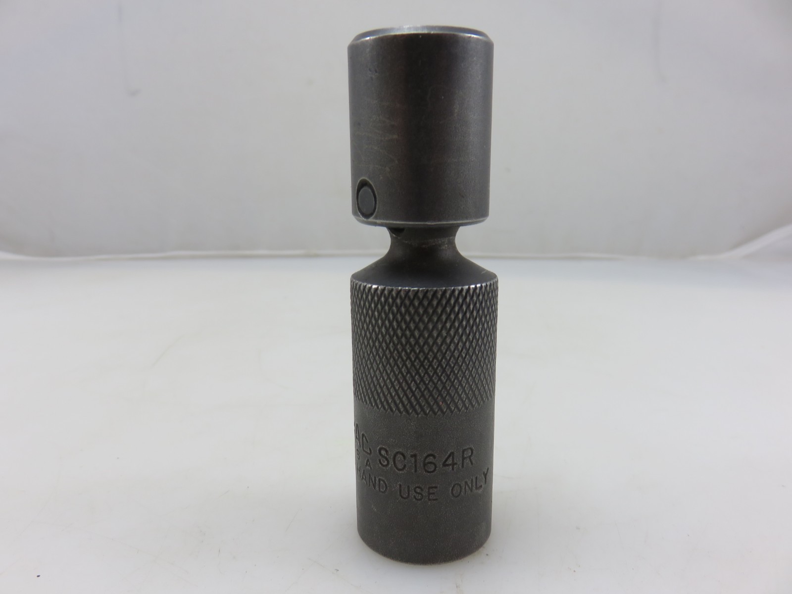 MAC TOOLS SC164R 13/16″ Spark Plug Swivel Socket Knurled 3/8″ Drive USA Made