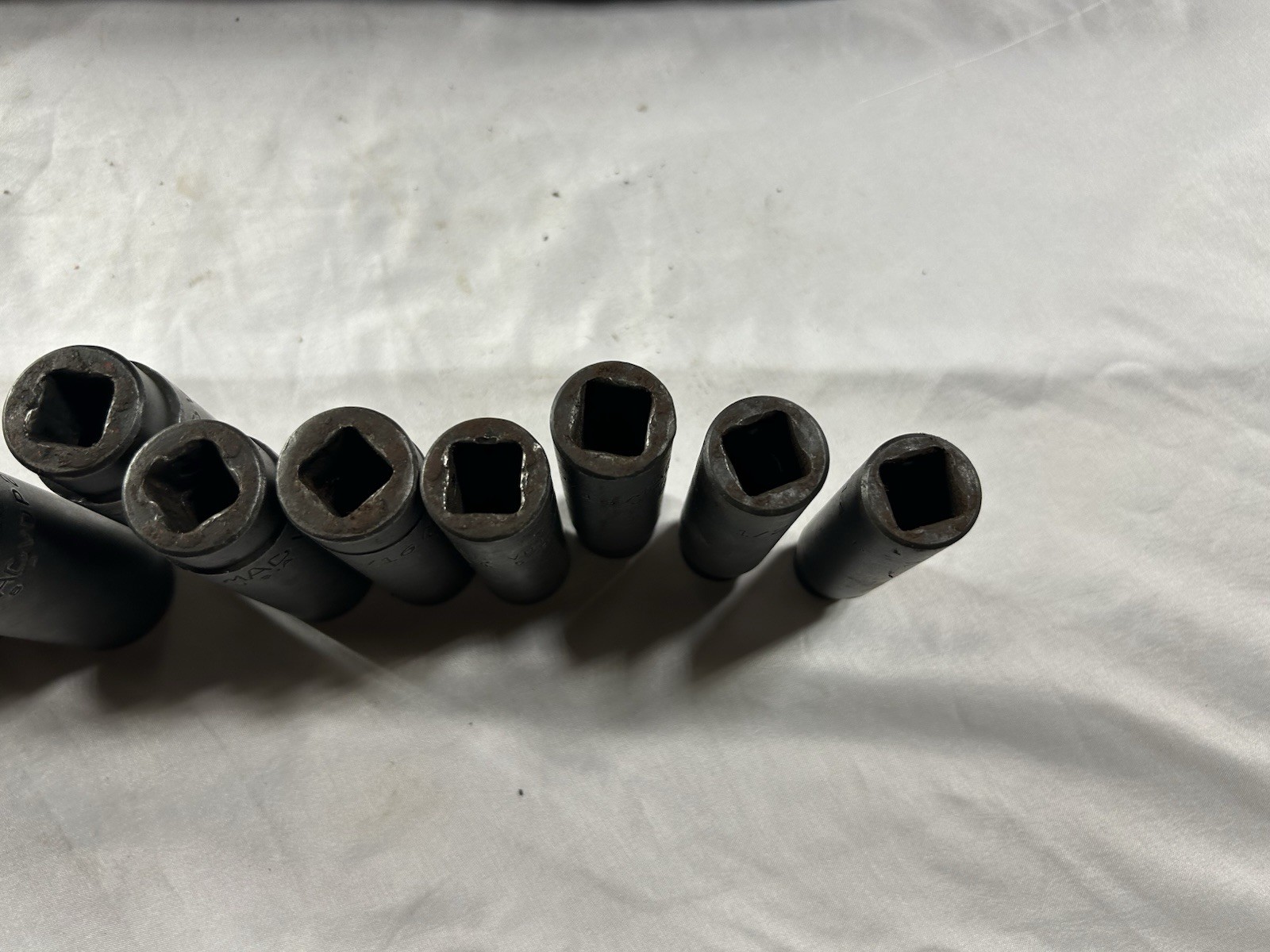 MAC TOOLS 13 PC 1/2 DRIVE SAE DEEP IMPACT 6 PT SOCKET SET 7/16 – 1-1/4 Read