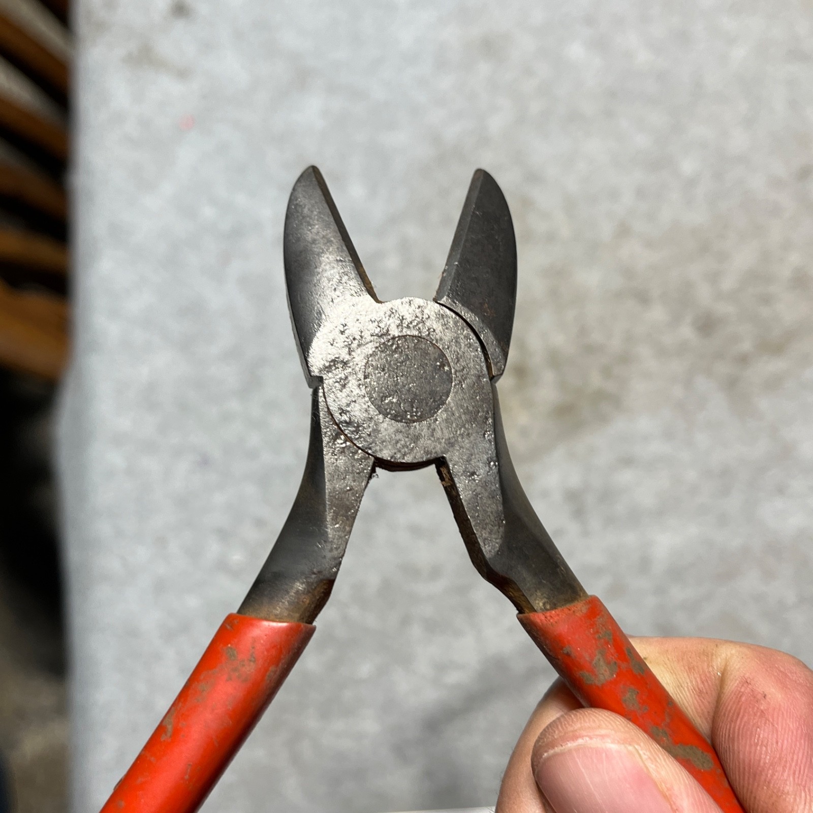 MAC 7.5″ Angled Diagonal Cutters #74-200