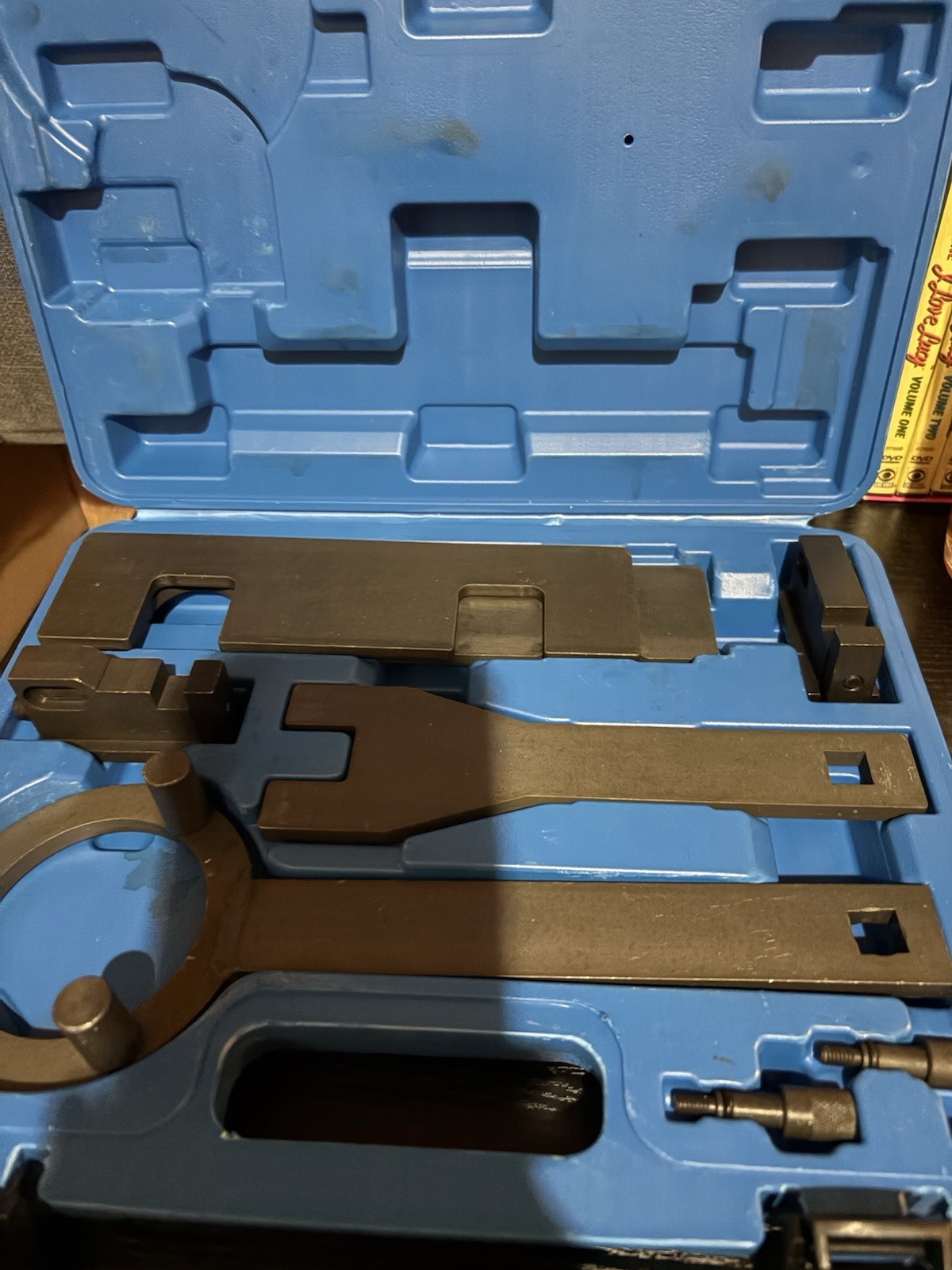 CAMSHAFT TOOLS