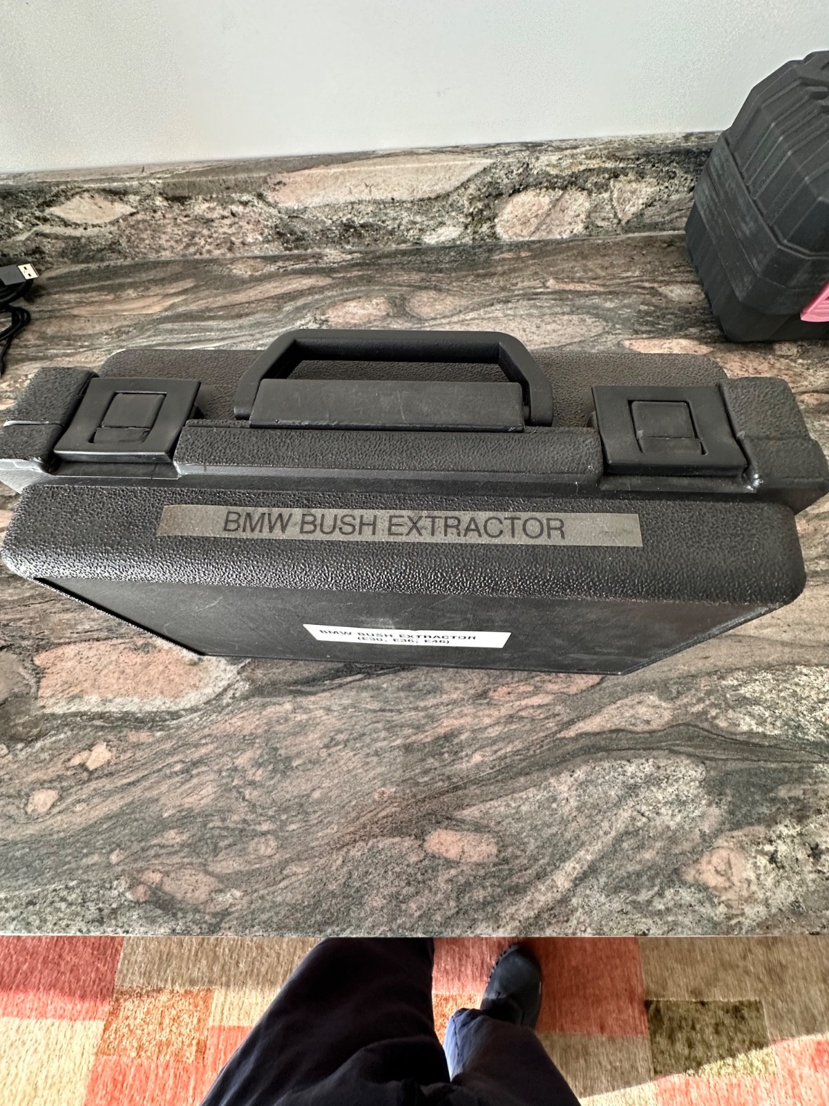 BMW (E30/E36/E46) BUSH EXTRACTOR/ INSTALLER KIT. used only once, case included