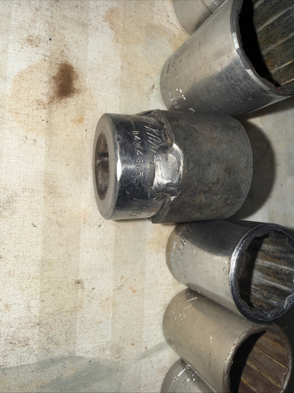 POWR KRAFT 1/2” Dr Sockets, 3/8” Sockets STD, And Deep. 18 Pieces