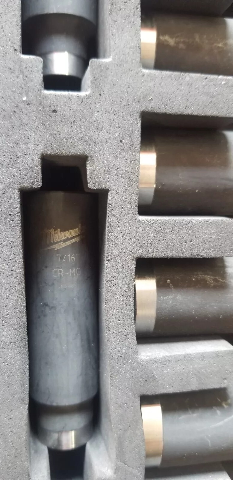 Milwaukee 8Pc Deep Socket Set Cr-M0 1/2″ 7/8″ 3/8″ 3/4″ 5/8″ 9/16″ 11/16″ 7/16″