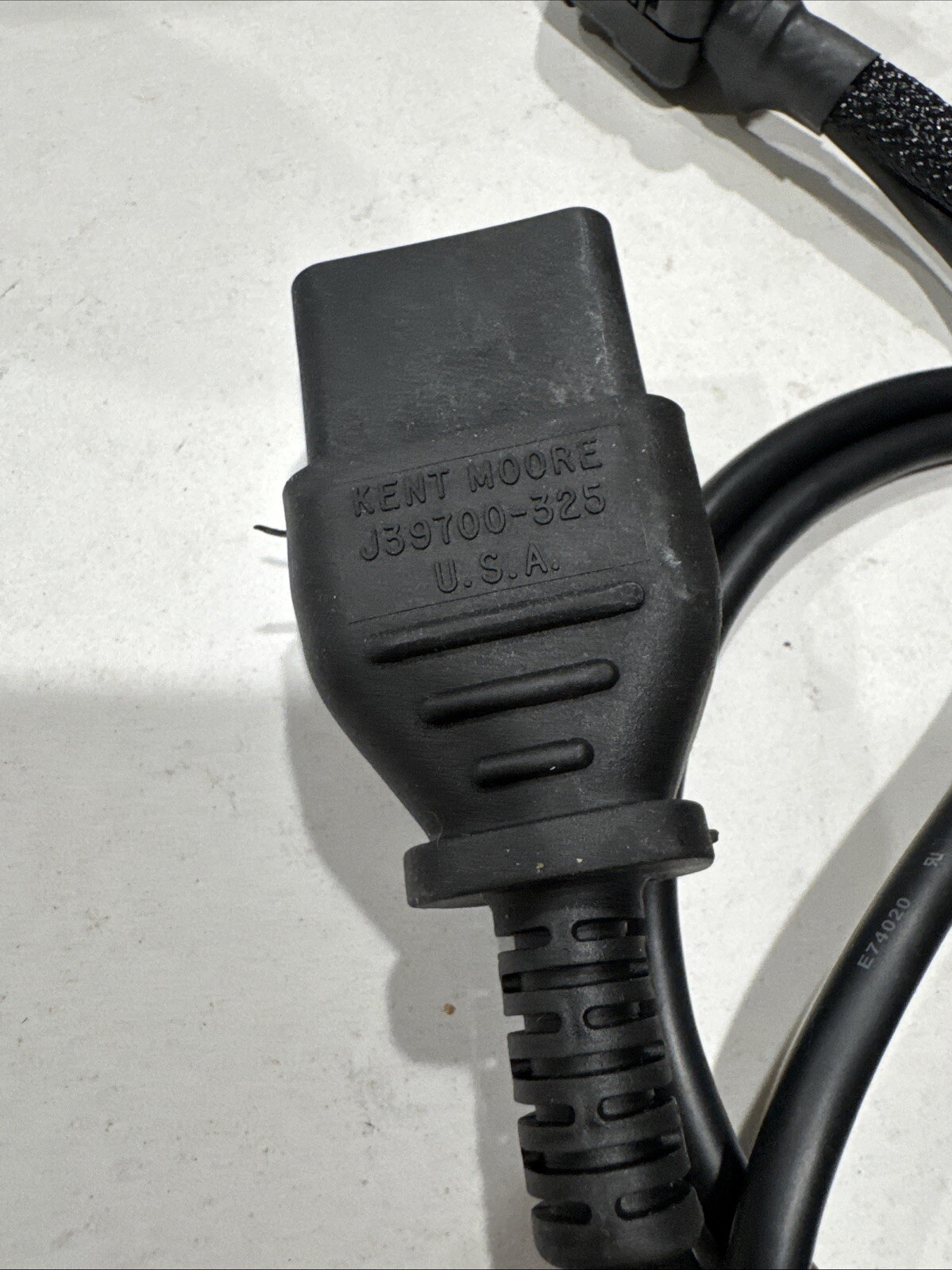 Kent Moore J-39700-325 Breakout Box Adapter Harness With Magnetic Overlay EBC325