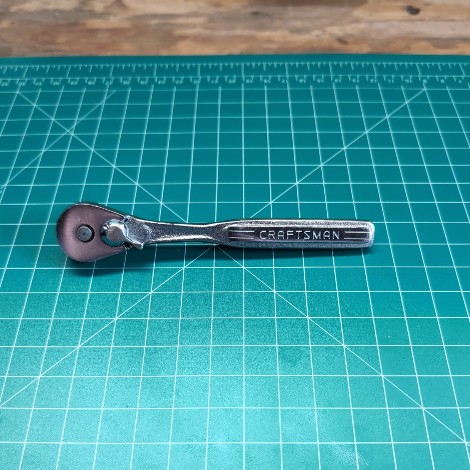 Vintage Craftsman Ratchet -V- Oil Port 1/4 Dr USA 43185