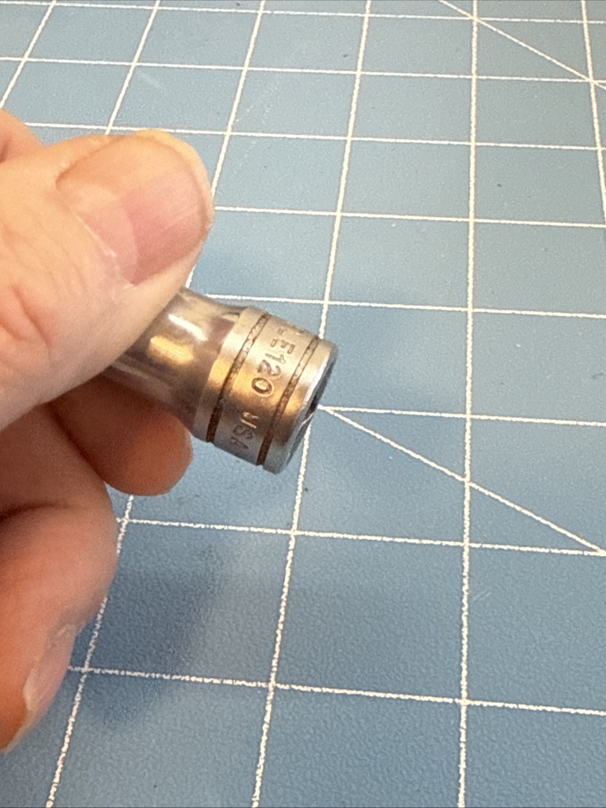 Vintage Snap On 3/8″ Drive E12 Shallow Chrome Invert Torx Socket FLE120