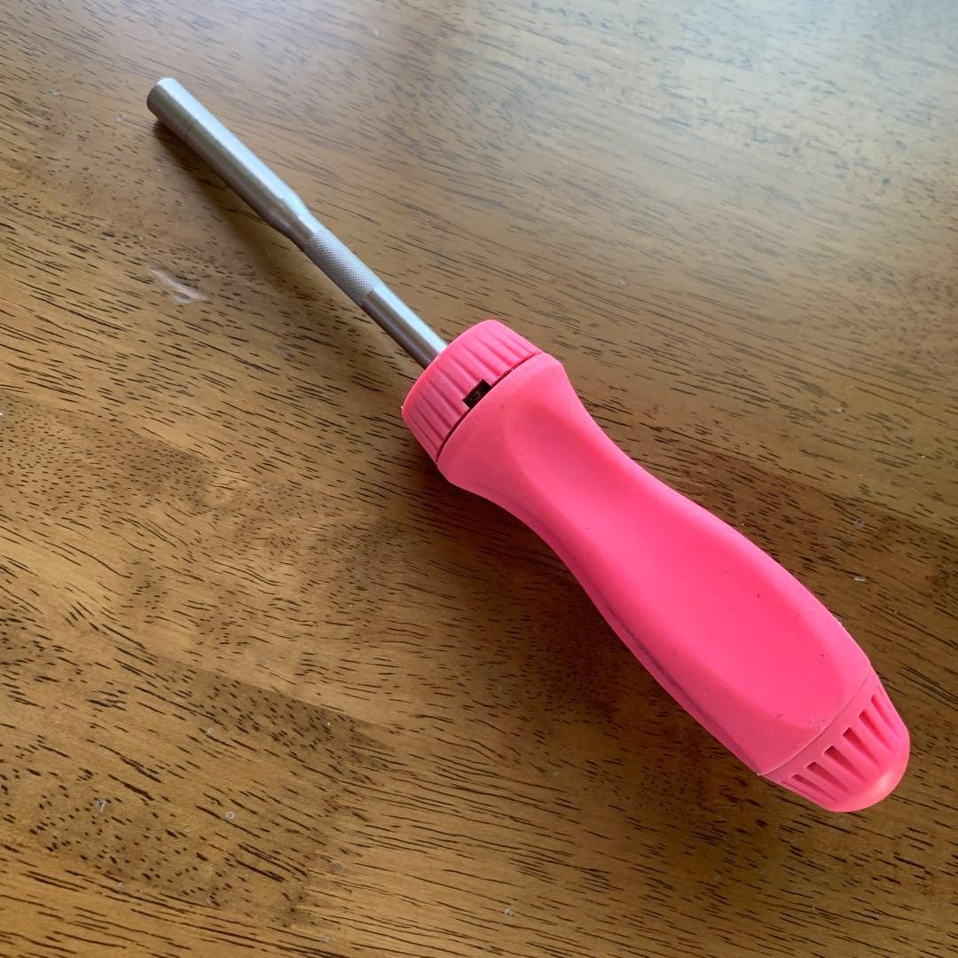 Snap-on SSDMR4B Ratchet Screwdriver PINK W/BITS
