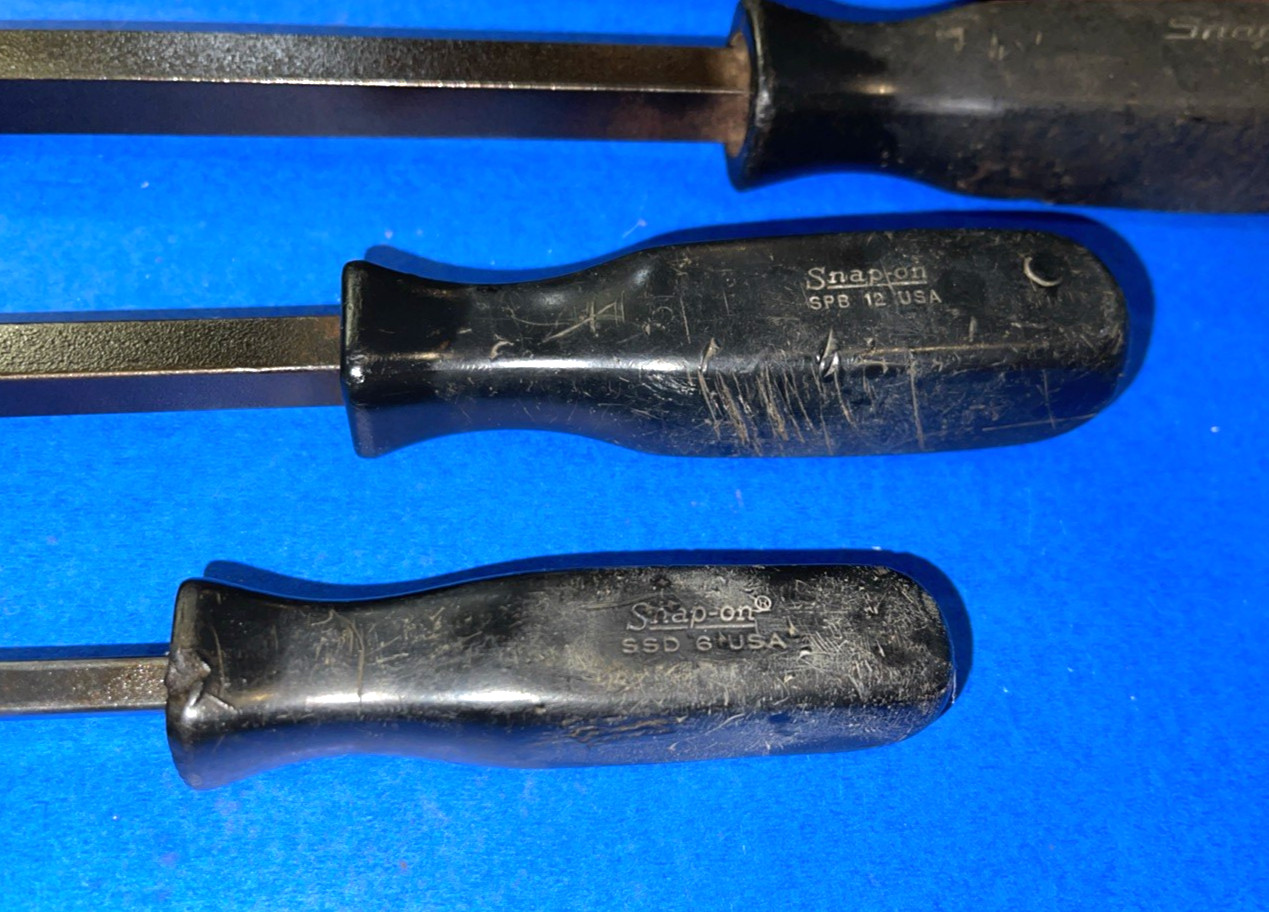 SNAP-ON TOOLS 5 PIECE OLDER PRYBARS & LARGE SCREWDRIVER