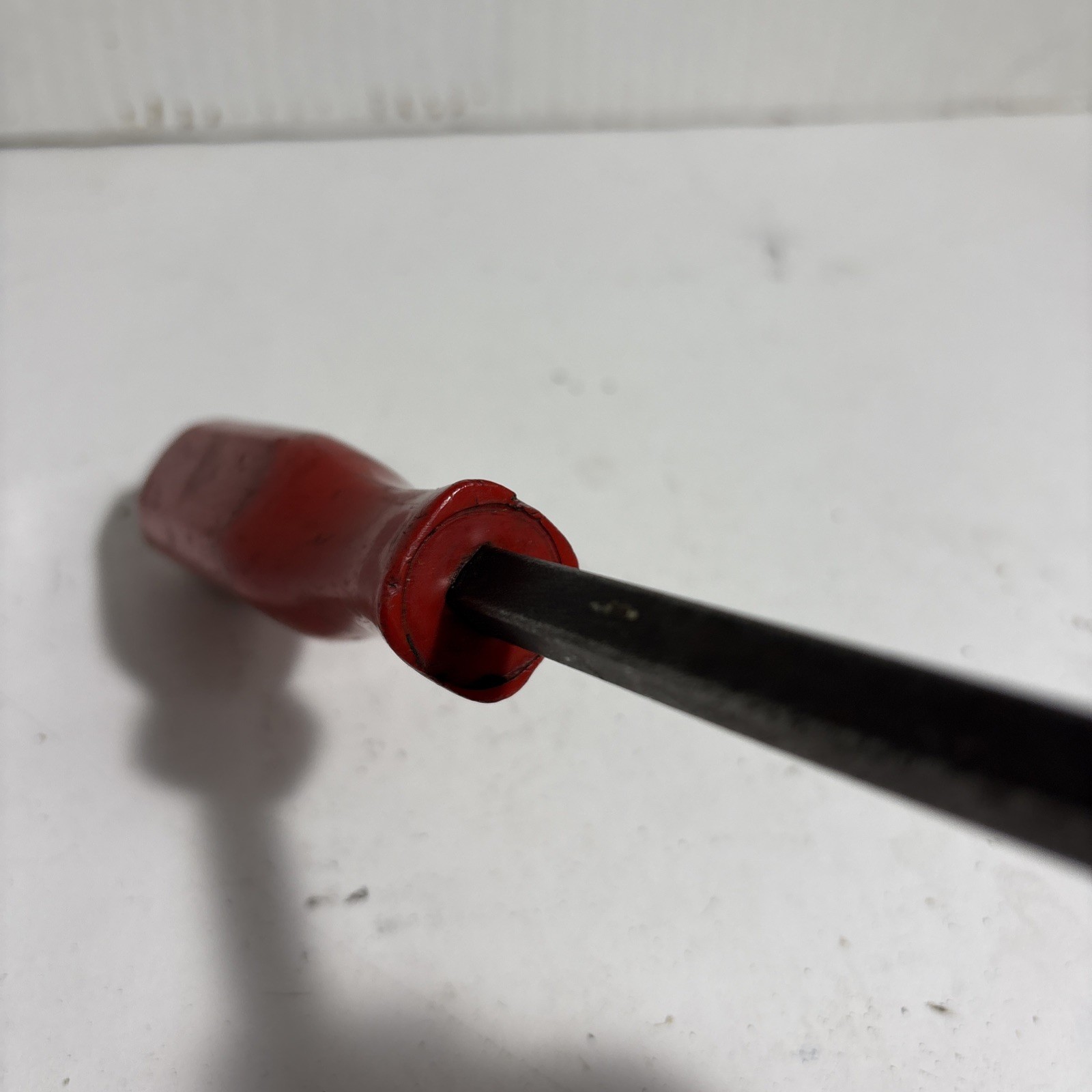 Mac Tools PJ8AR Flat Slotted Screwdriver Square Shank Hard Red Handle – USA