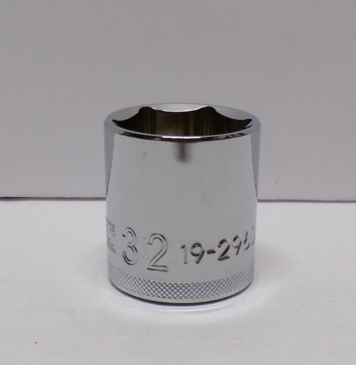 Lot of 3 DeWalt 1/2″ Drive 6 Point Socket 32MM