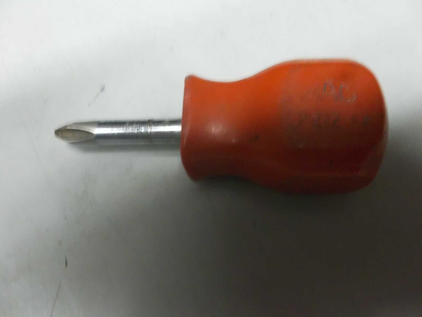 mac tools stubby red hard handle #2 Phillips Screwdriver p212XA