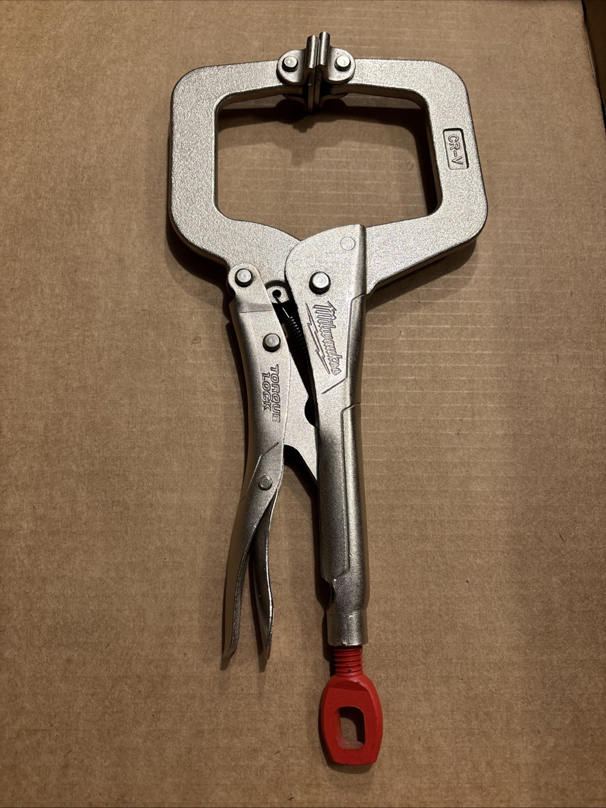 Milwaukee 48-22-3522 – 6″ «Torque Lock» Locking C-Clamp with Swivel Jaws New