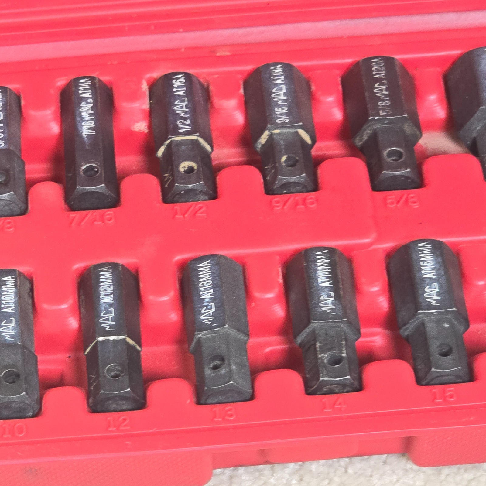 Mac Tools 16pc Hex Bit Driver Set Metric SAE SVA15B Case 8mm-19mm