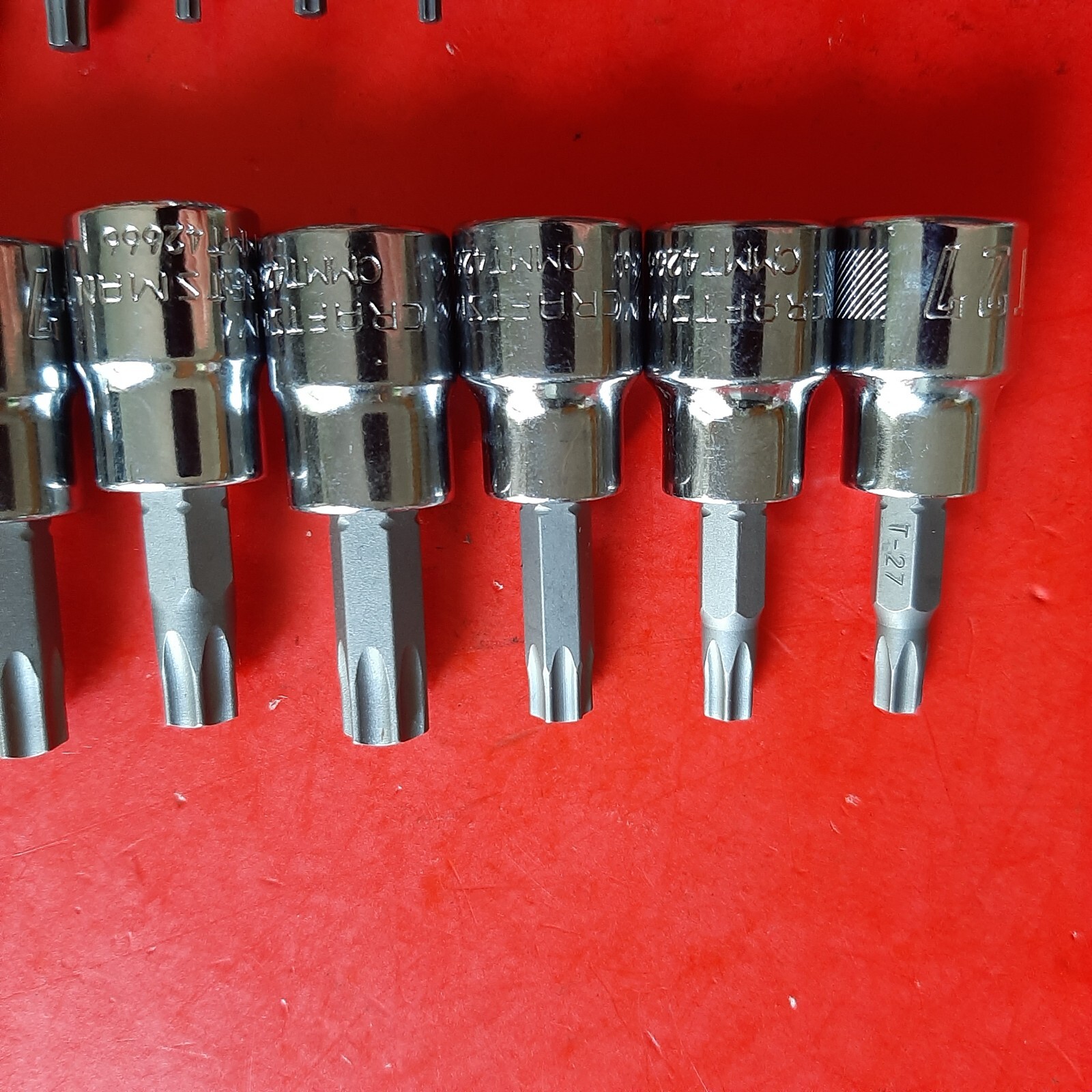 NEW CRAFTSMAN TOOLS 13 Piece 1/4 3/8 1/2 Drive Torx Bit Driver Socket Set T8-T60
