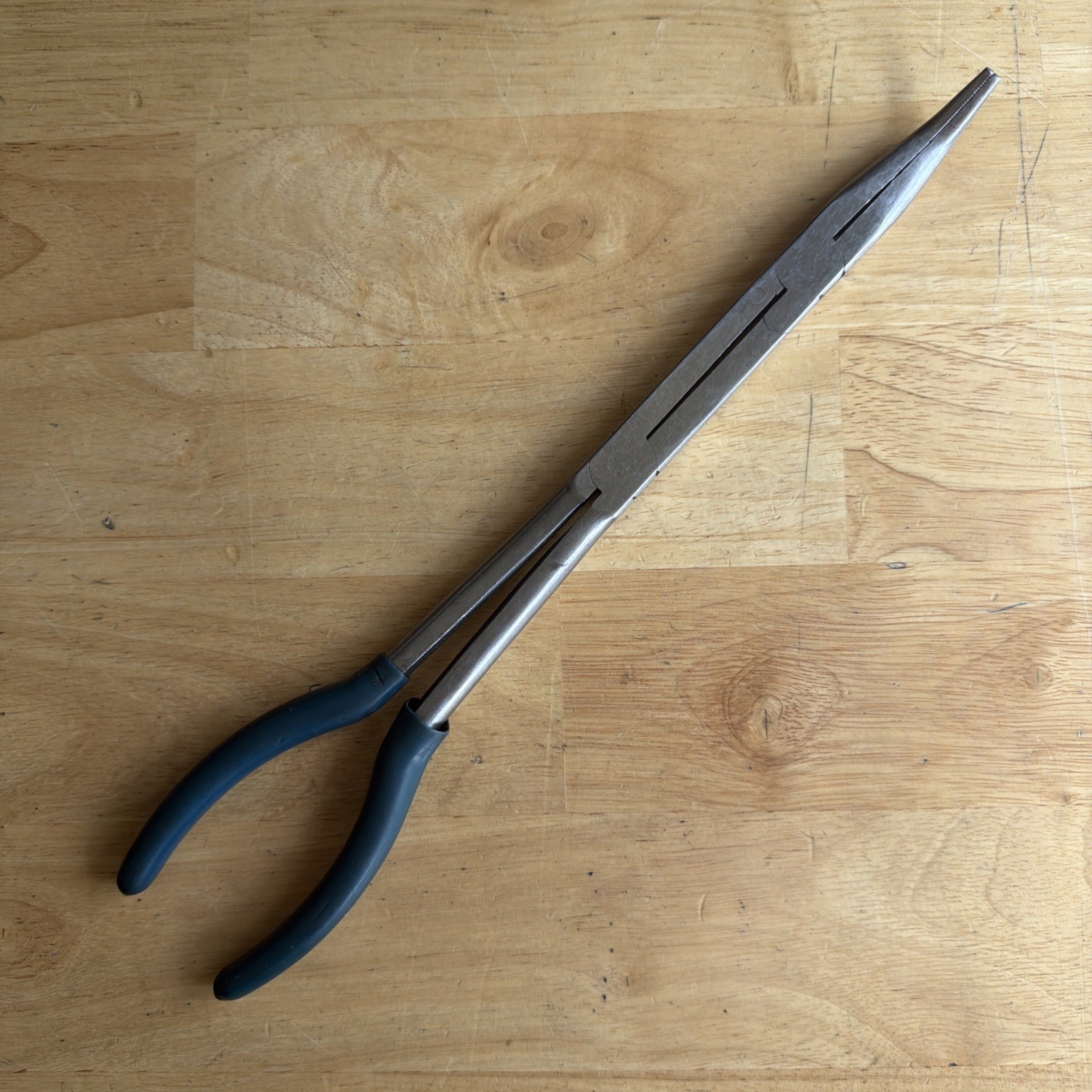 Blue Point 13″ Long Reach Compound Double Joint Needle Nose Pliers 913DJBCP
