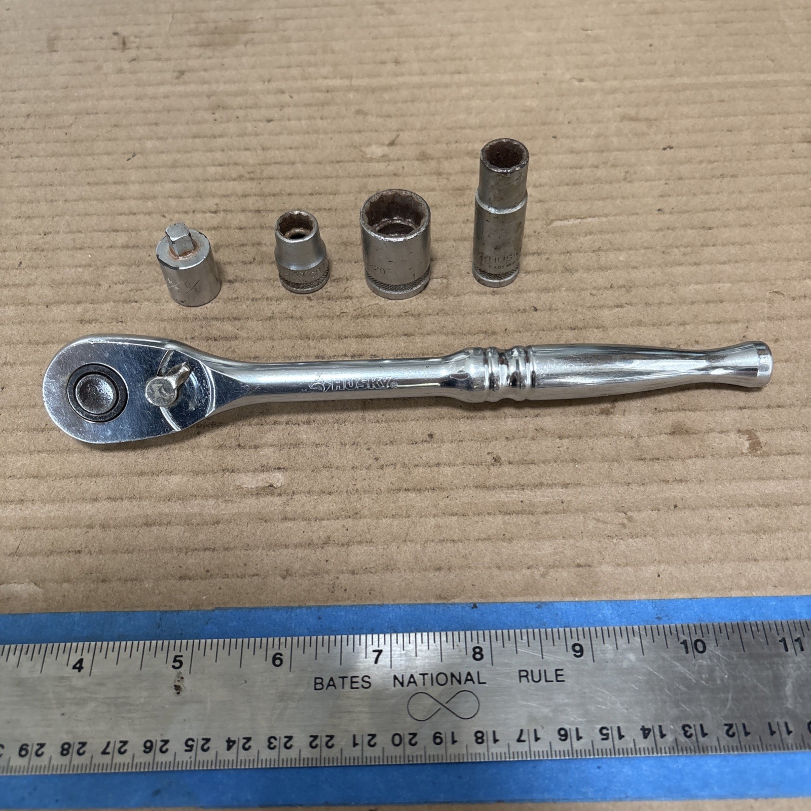 Husky 3/8″ Drive Full Polish 72 Tooth Ratchet & Vtg USA Sockets & 3/8to1/4 Adpt.