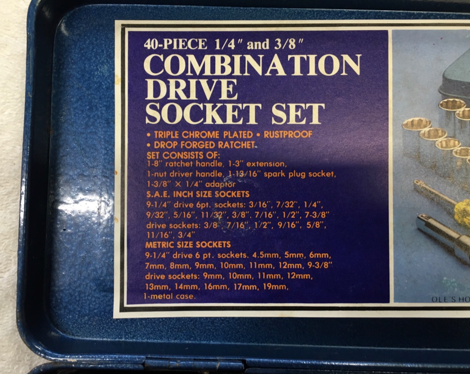 40 piece 1/4 & 3/8 combination drive socket set. Standard & Metric
