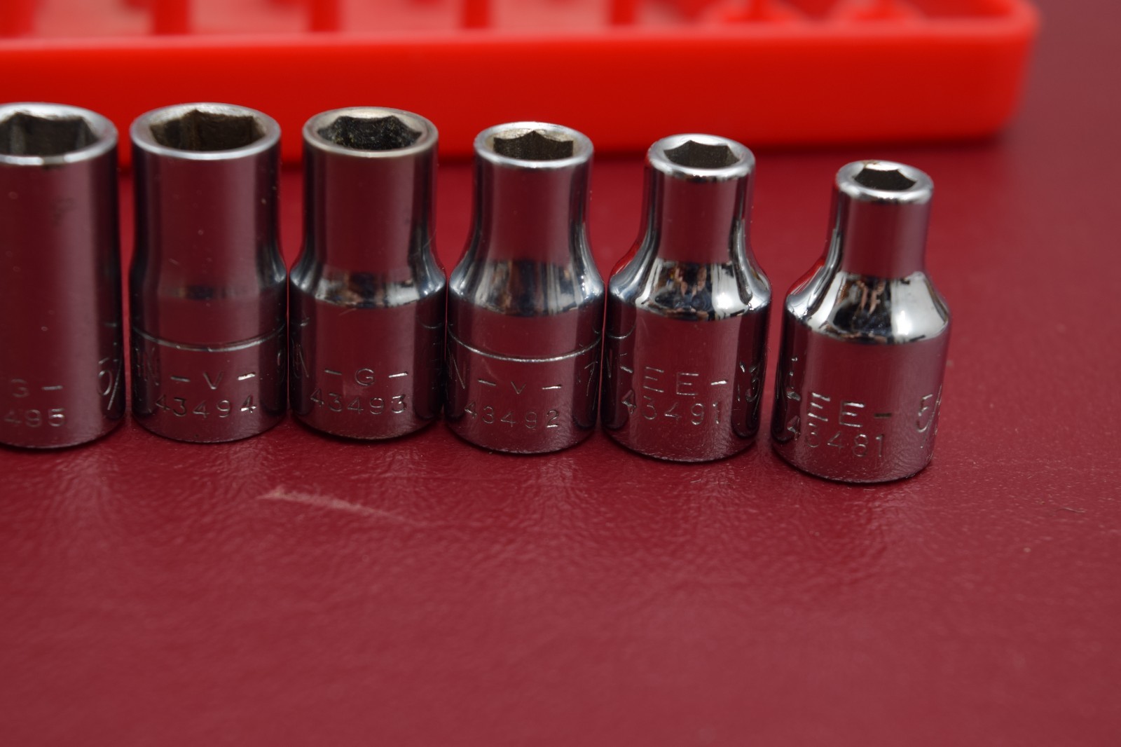 Craftsman USA 17pc 1/4 Dr SAE Socket Set 6 Pt & 12 Pt V VV G EE 5884