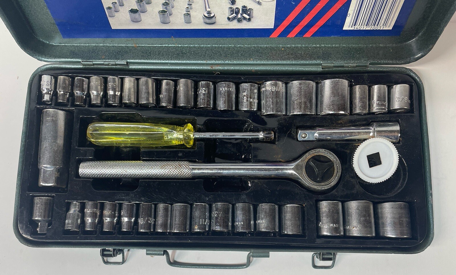 Cobra 40 pcs. Socket Wrench Ratchet Set Tool with Metal Case COMPLETE Nice!